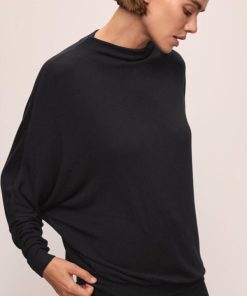 Quaintattire.shop2625115c01 2