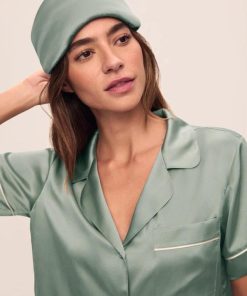 Quaintattire.shop71fb784bc8 1