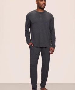 Quaintattire.shop99dd85390a 1