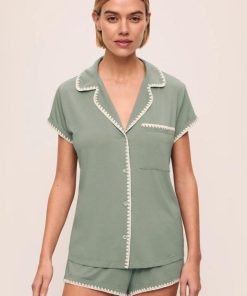 Quaintattire.shopd749298942 1